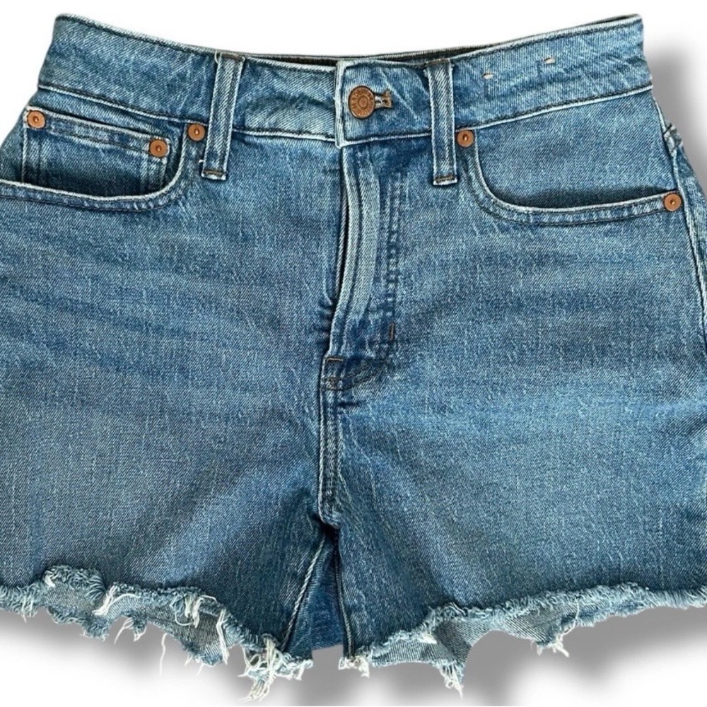 Madewell Curvy Perfect Distressed Blue Denim Shorts Sz 25